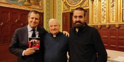 «Creo, como Benedicto XVI, que la cristiandad ha muerto y que sólo quedan pequeñas comunidades»